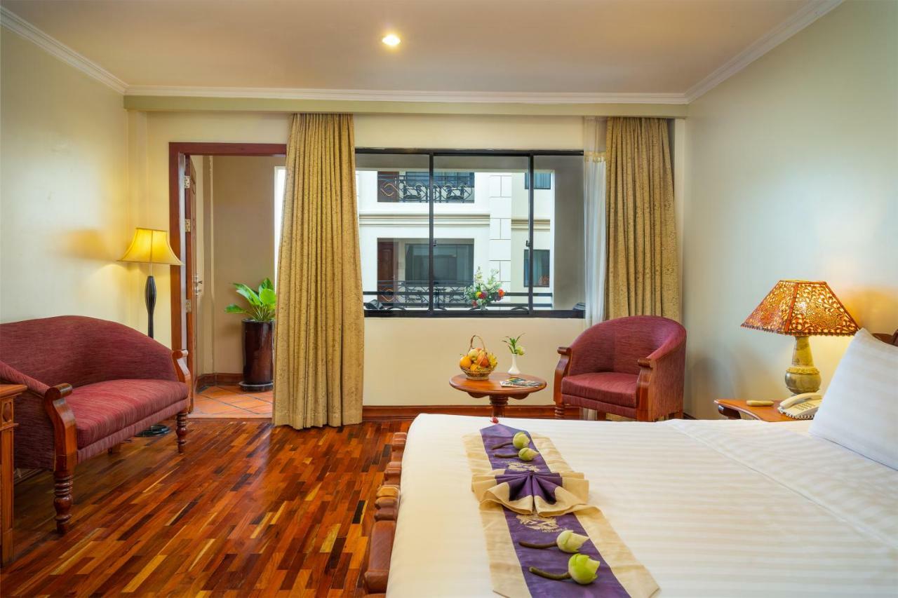 Hotel Dragon Royal Angkor à Siem Reap Extérieur photo